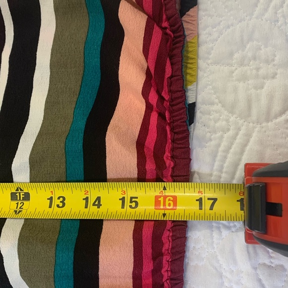 Express Colorful Striped Tie V Neckline Short Balloon Sleeve Top Size S/P. - Picture 6 of 7
